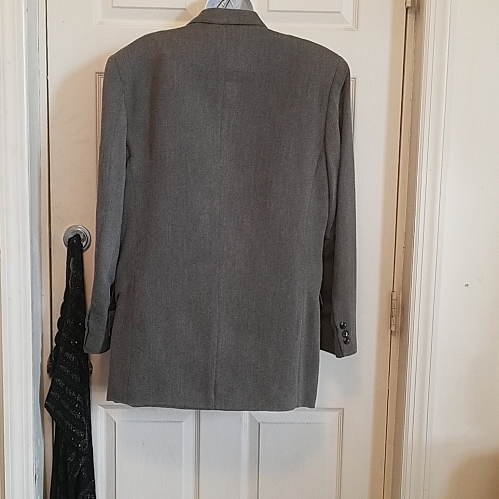 Jacket - Picture 2 of 4